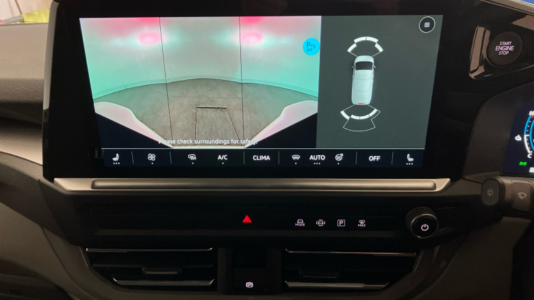 Volkswagen Transporter T32 Swb Electric 160kW 65kWh Commerce Pro Van Auto